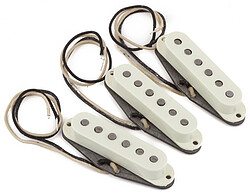 Fender® Pure Vintage '65 Strat® PU Set  