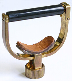 J. Pearse Ol'Reliable Capo Banjo  