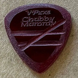 V-Pick Chubby Mummy Pick ruby red  