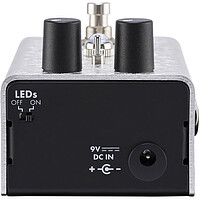 Fender® Level Set Buffer Pedal  